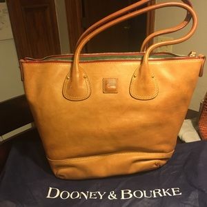 Semi new condition-Dooney and Bourke